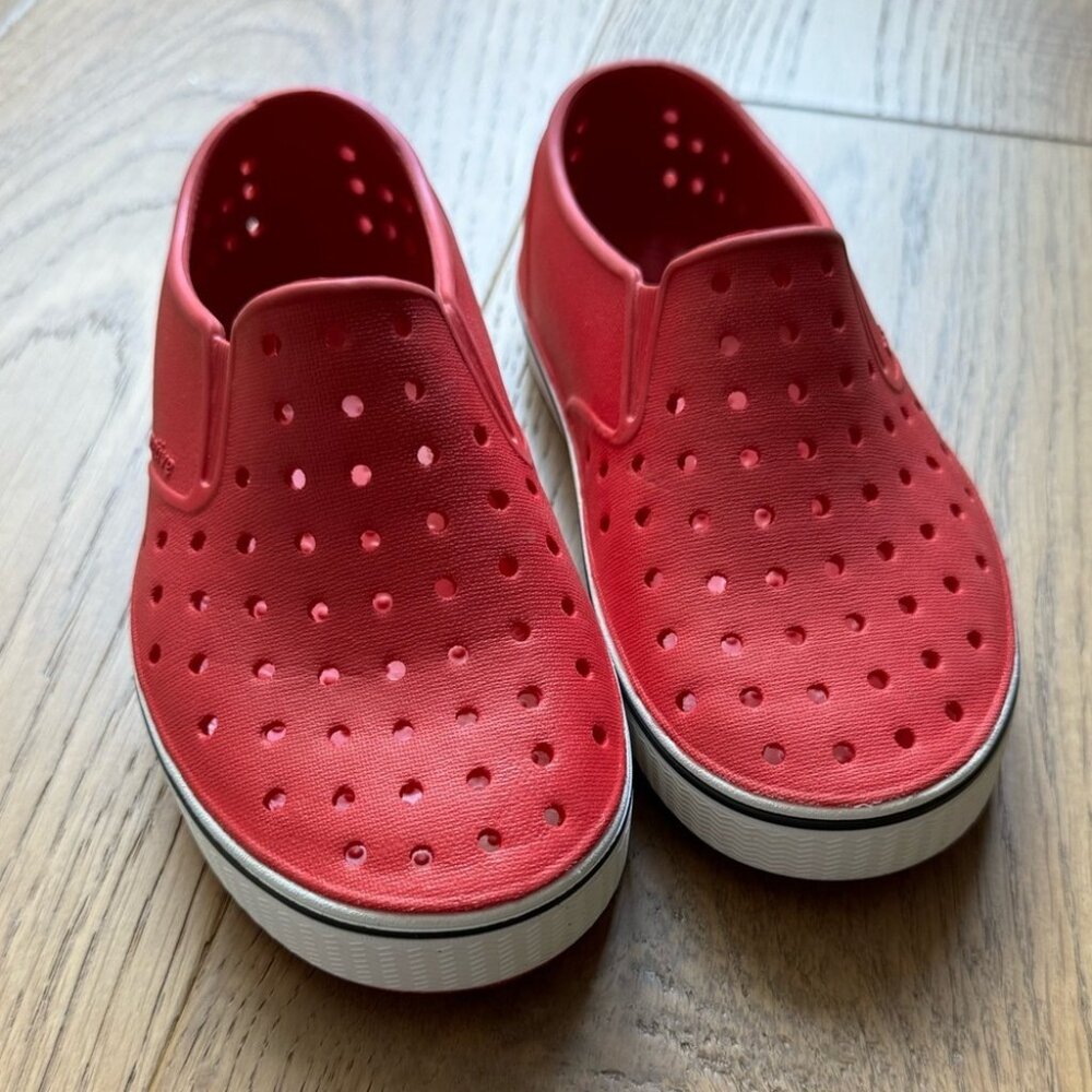 Native Shoes Kids Red Slip-On Sandals